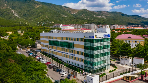 Открыт многопрофильный медицинский центр в Геленджике (Краснодарский край). Проект реализован совместно с ПАО «НК «Роснефть»